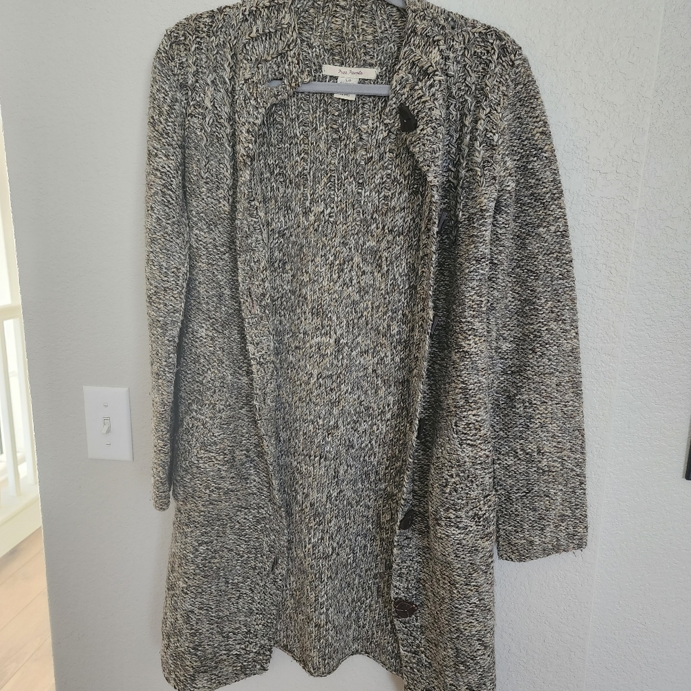 FREE PEOPLE | Thick Warm Button Down Long Sweater Small